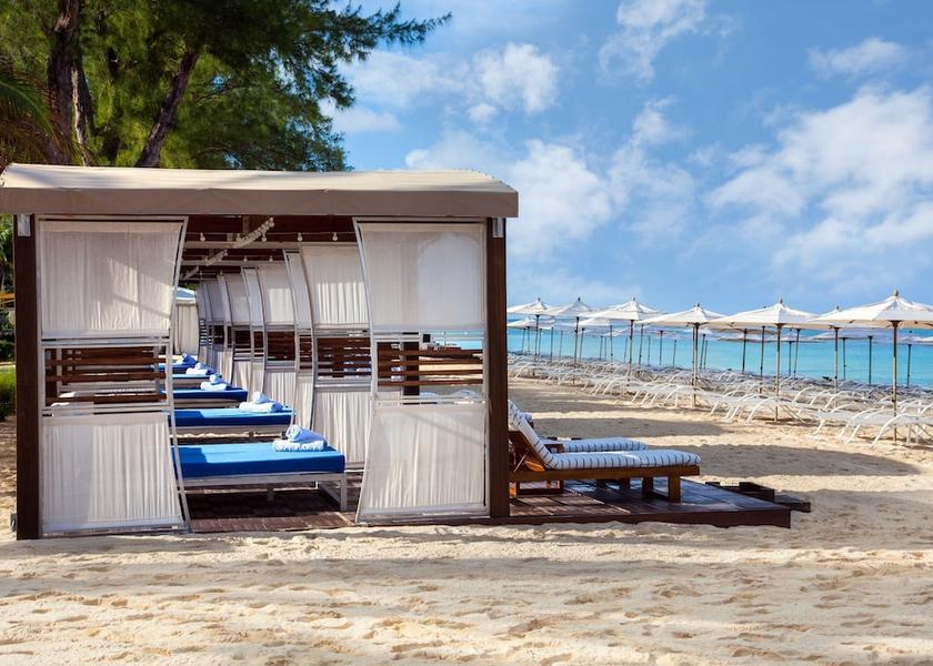  Seven Mile Beach Beach