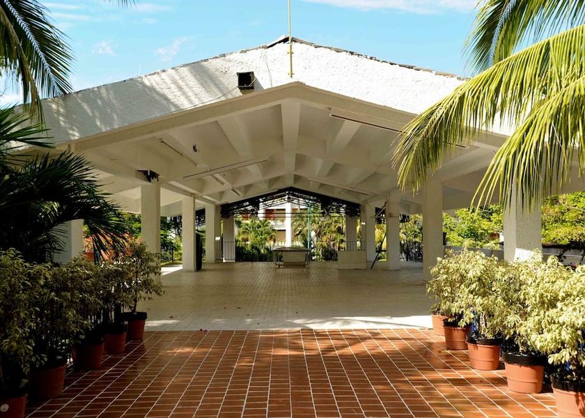 Guerrero Ixtapa Exterior Detail