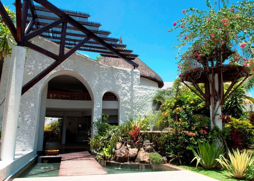  Trou aux Biches Exterior Detail