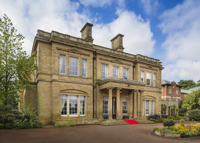 England Leeds Facade