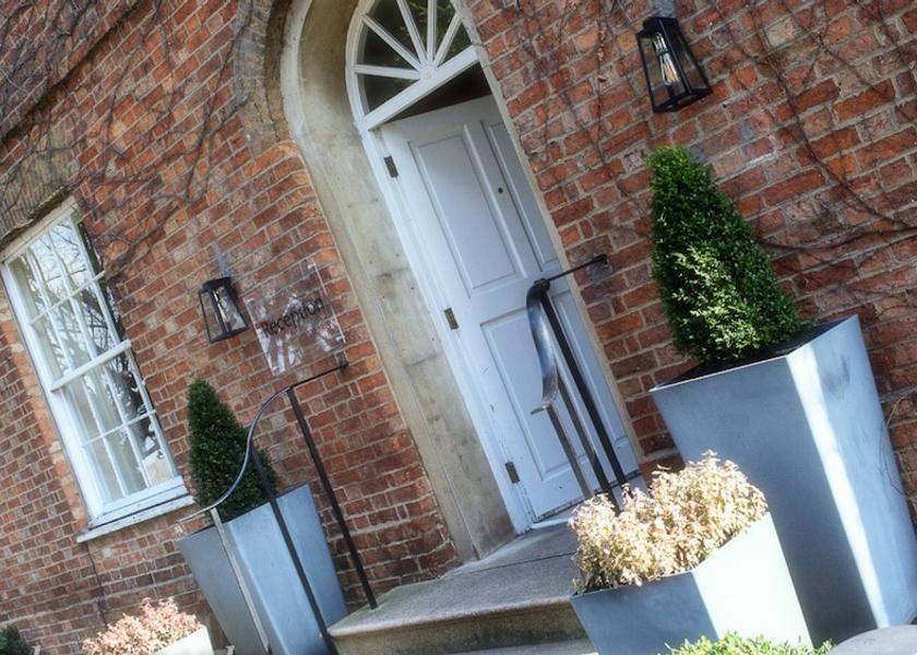 England Newport Pagnell Exterior Detail