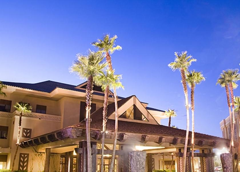 Nevada Las Vegas Front of property - evening/night