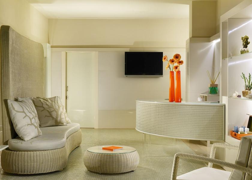 Tuscany Camaiore Spa reception