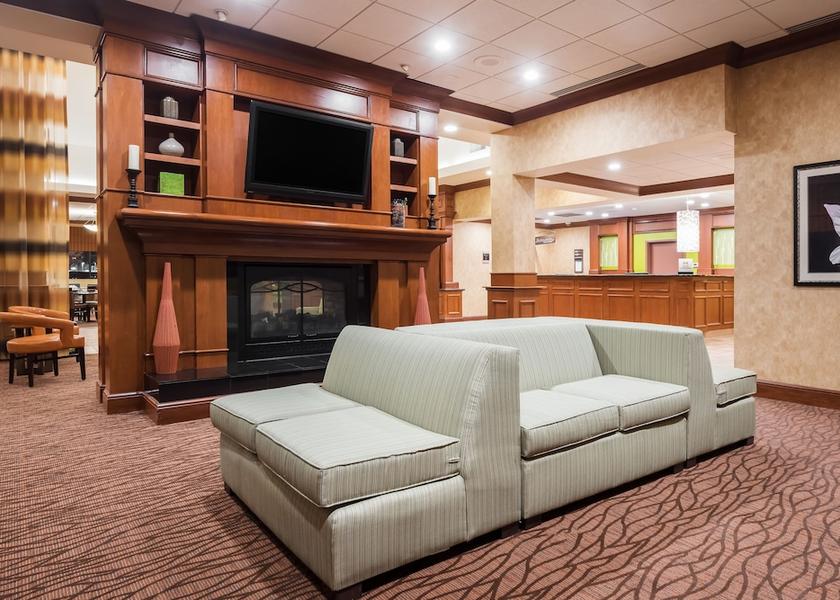 Illinois O'Fallon Lobby