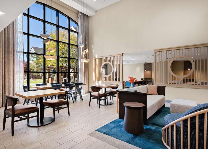 Colorado Lone Tree Lobby sitting area