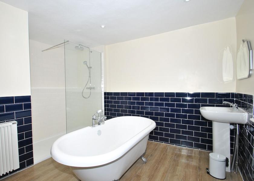 England Bridgwater Bathroom