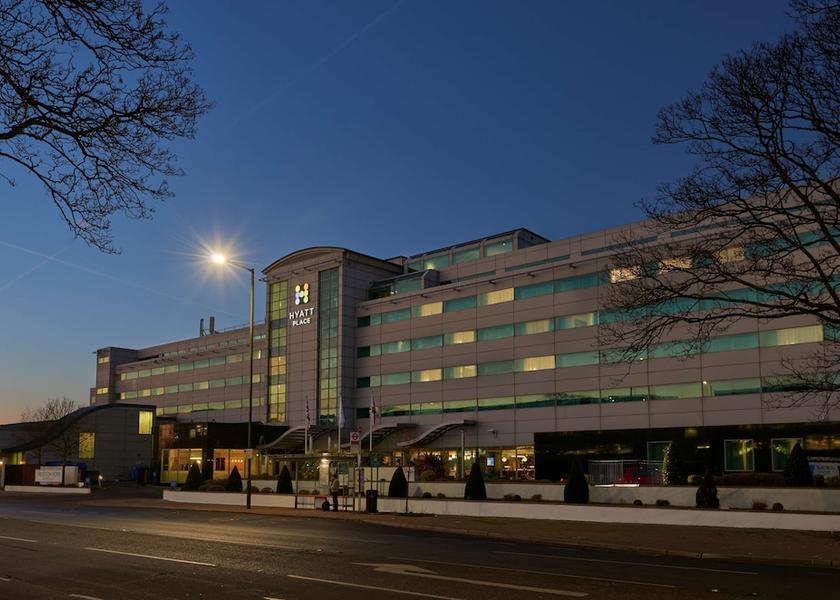 England West Drayton Exterior Detail