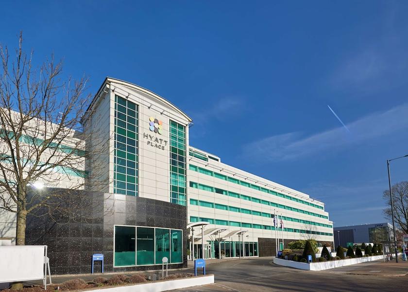 England West Drayton Exterior Detail