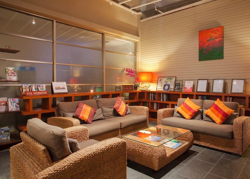 Phuket Choeng Thale Lobby