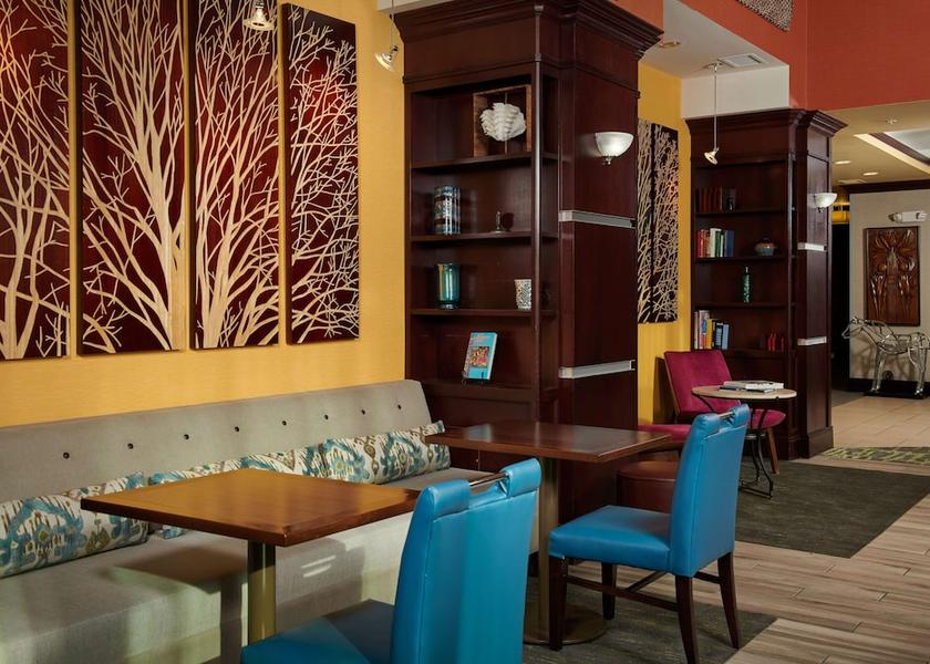 Colorado Littleton Lobby