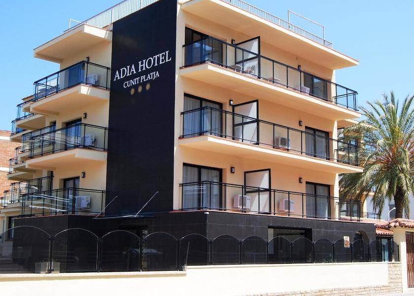 Catalonia Cunit Facade