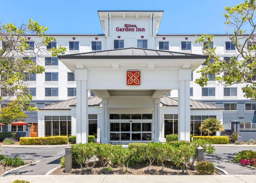 California San Mateo Hotel Exterior