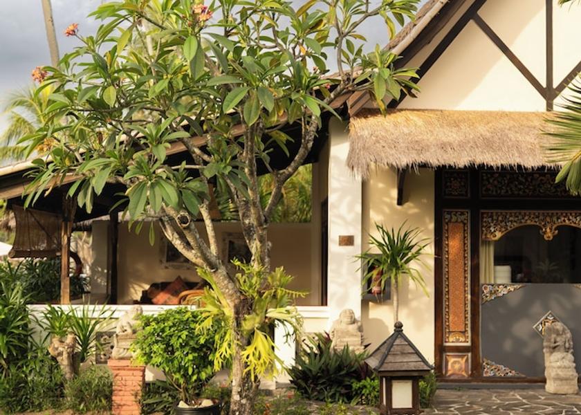 West Nusa Tenggara Senggigi Garden view