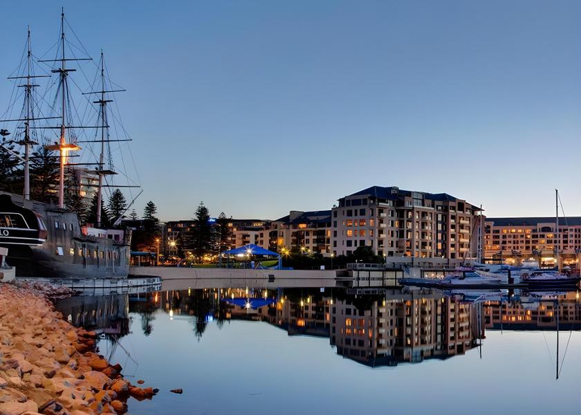 South Australia Glenelg North surrounding environment