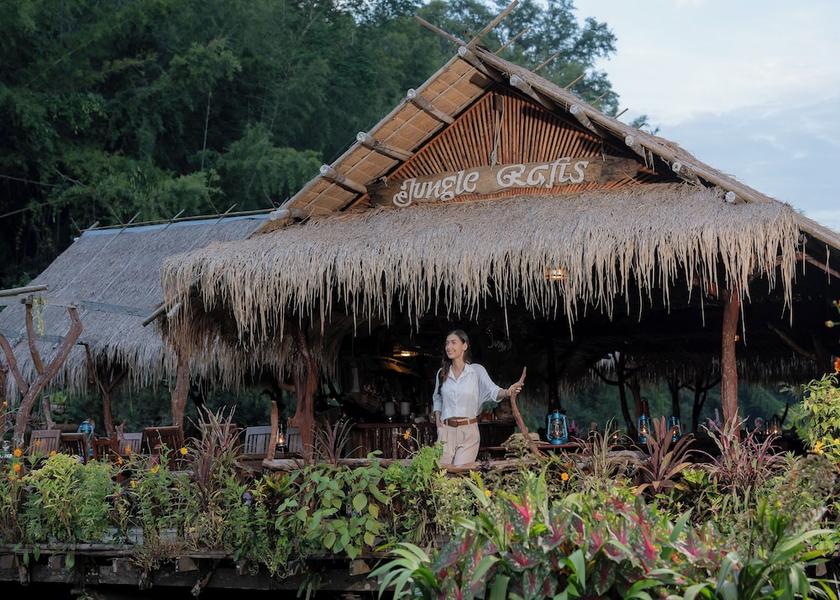 Kanchanaburi Province Sai Yok Restaurant