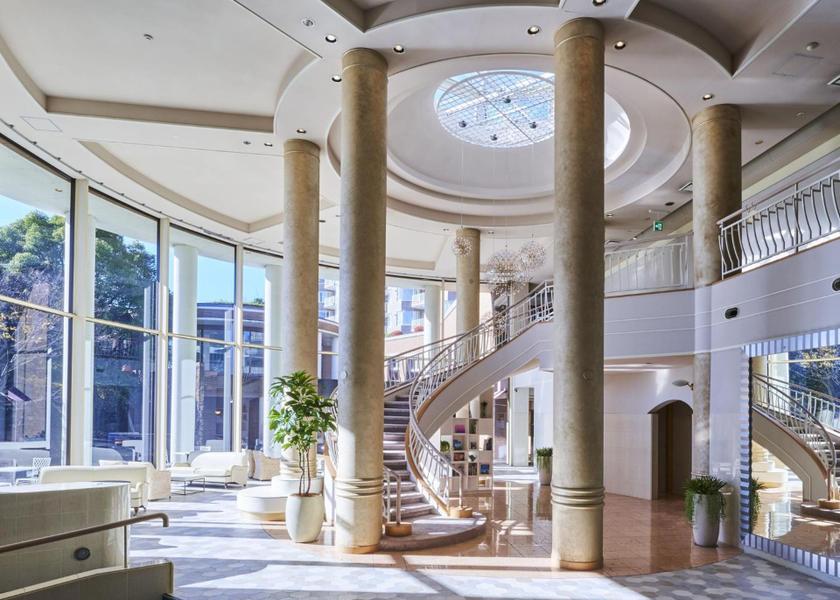 Shizuoka (prefecture) Ito shared lounge/tv area