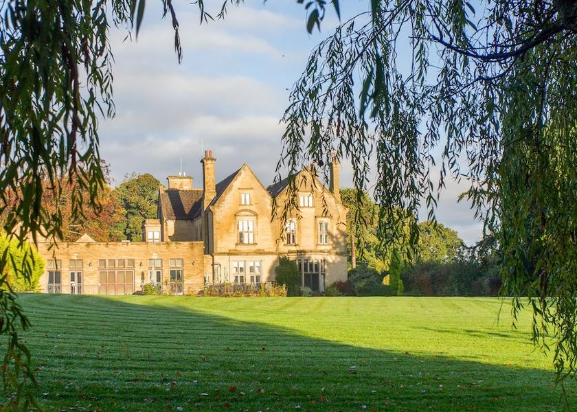 England Huddersfield Exterior Detail