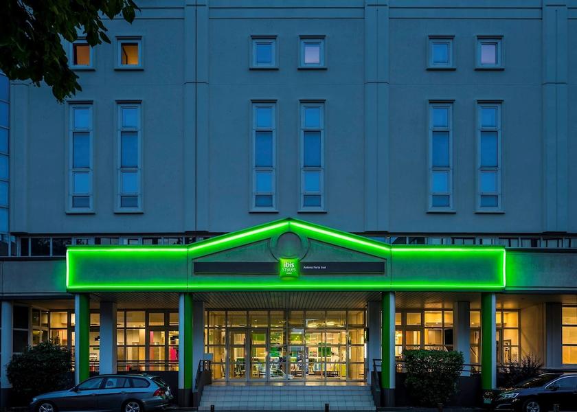 Ile-de-France Antony Facade