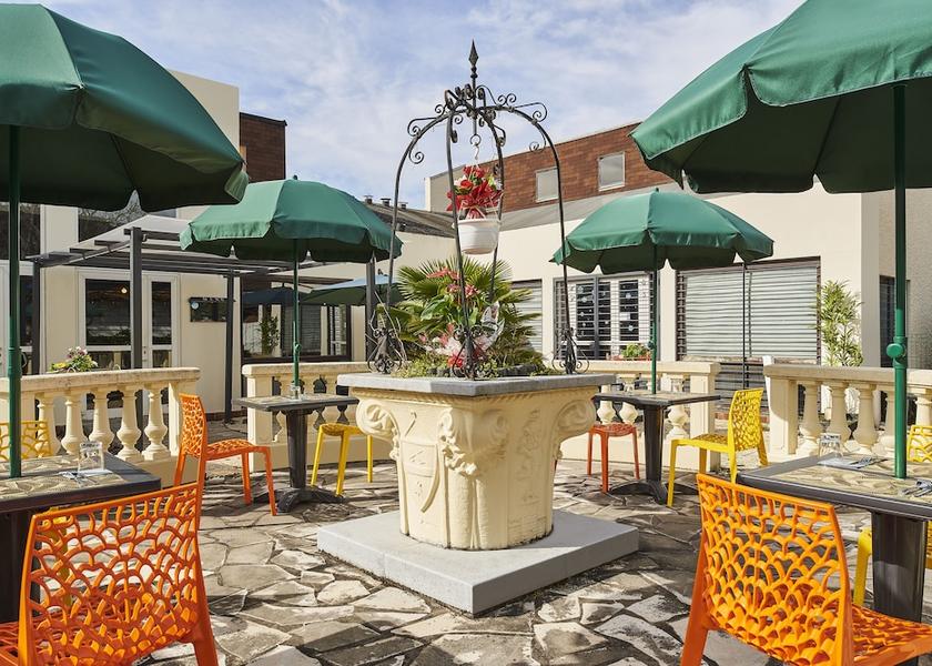 Île-de-France Saint-Ouen-l'Aumone Terrace