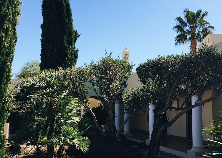 Faro Lagoa Garden