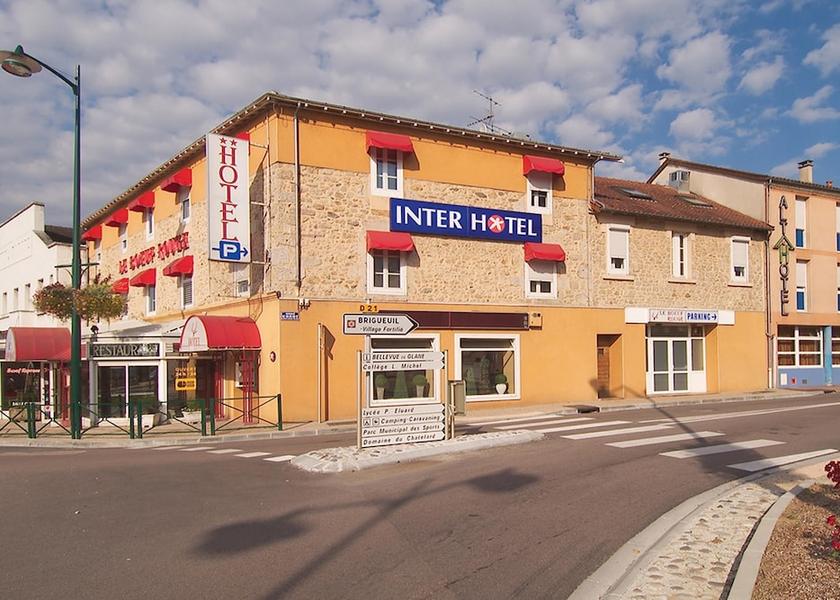 Nouvelle-Aquitaine Saint-Junien Facade