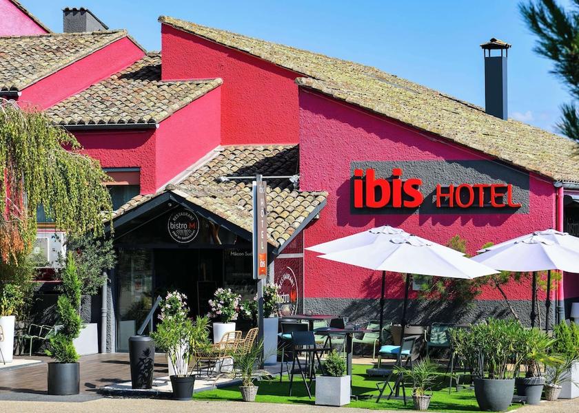 Auvergne-Rhone-Alpes Creches-sur-Saone Primary image