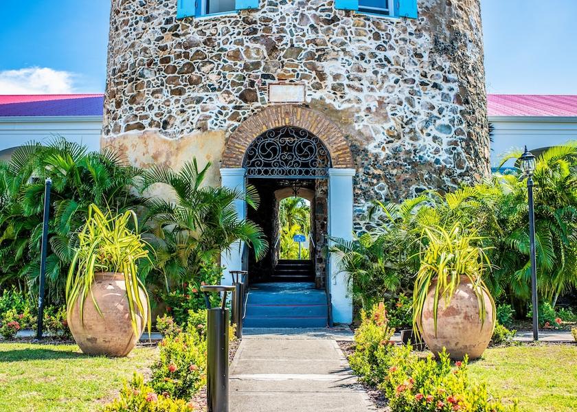  St. Thomas Entrance