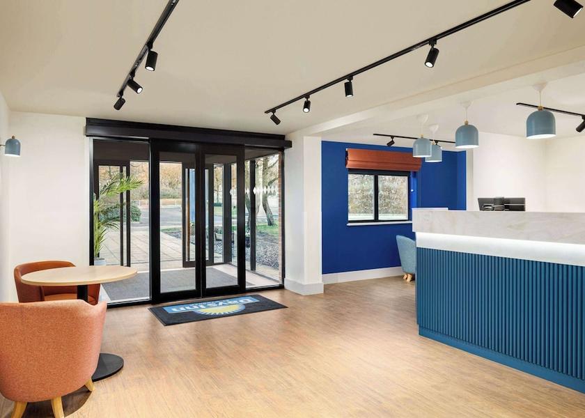 England Alfreton Lobby