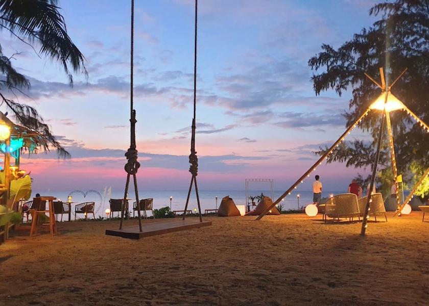 Phuket Mai Khao Beach Bar