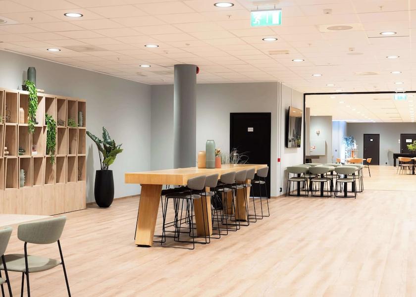 Meeting facility