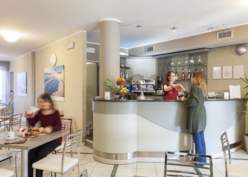 Piedmont Candiolo Bar (on property)