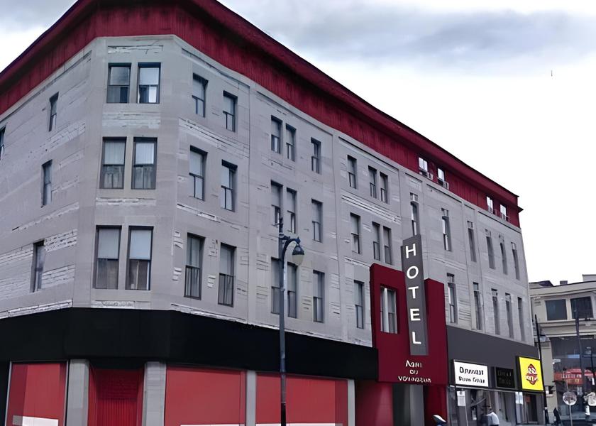Quebec Montreal Hotel Exterior