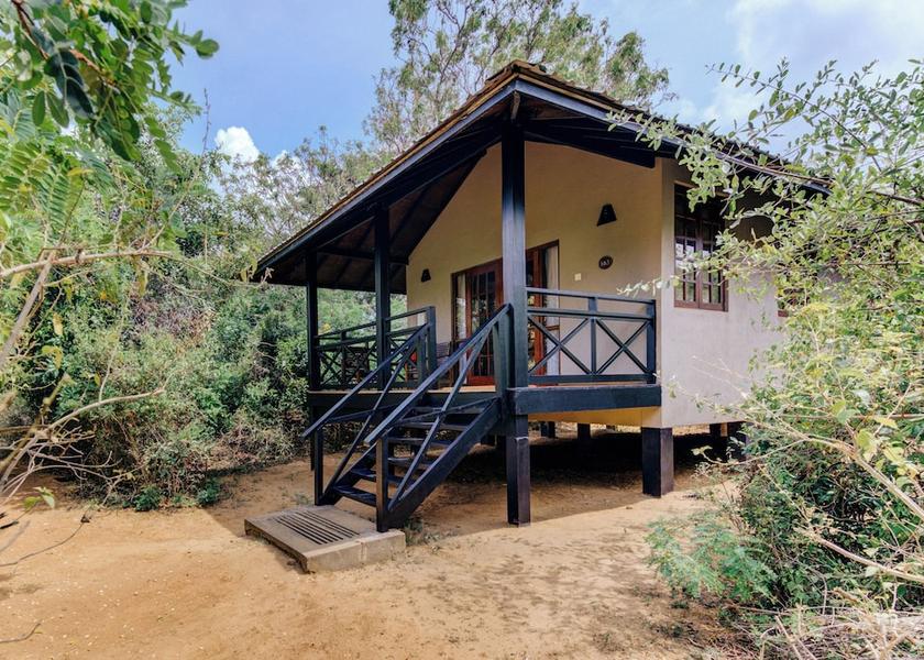 Hambantota District Tissamaharama Exterior Detail