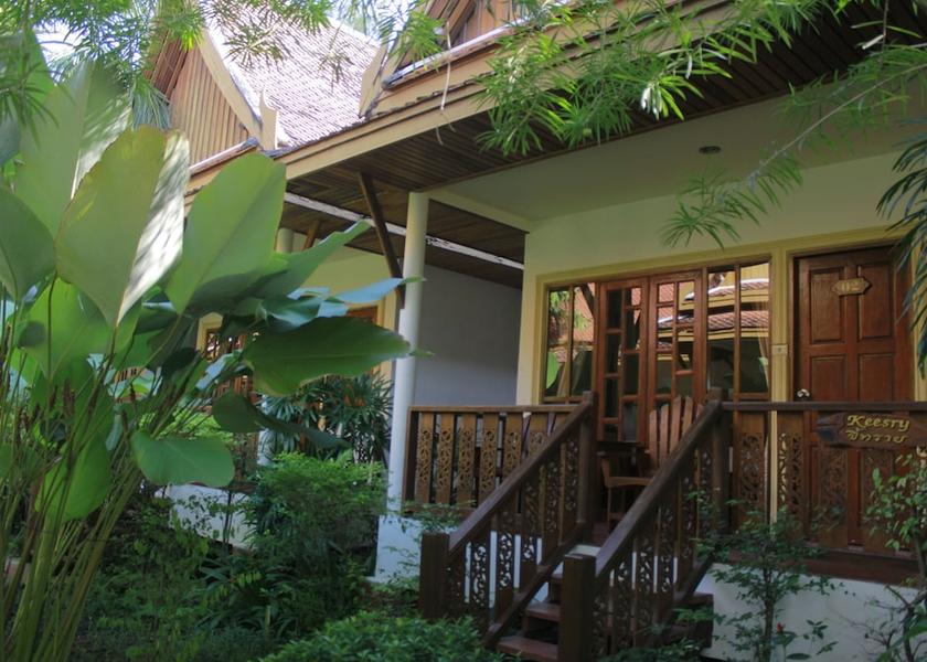 Phuket Choeng Thale Exterior Detail