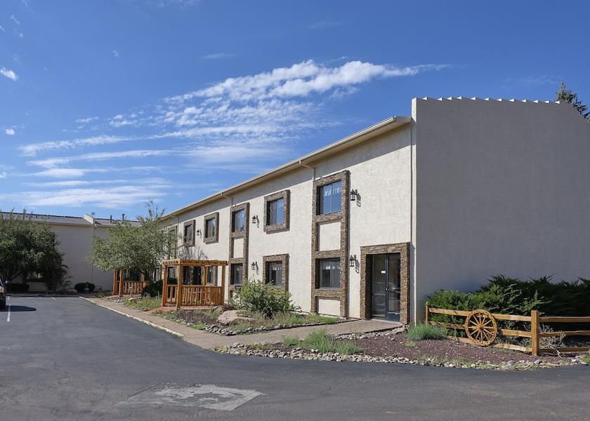 Arizona Valle Exterior Detail