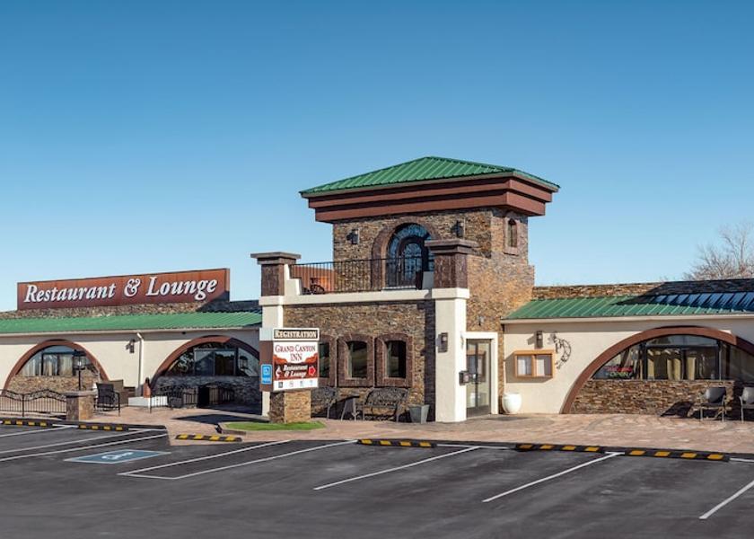 Arizona Valle Facade