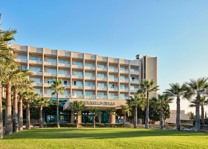 Famagusta Paralimni Exterior Detail