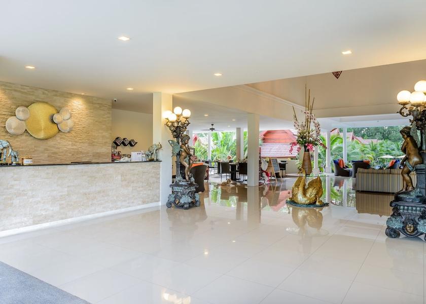 Phuket Sa Khu Lobby