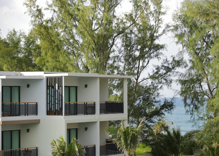Phuket Province Mai Khao Building design
