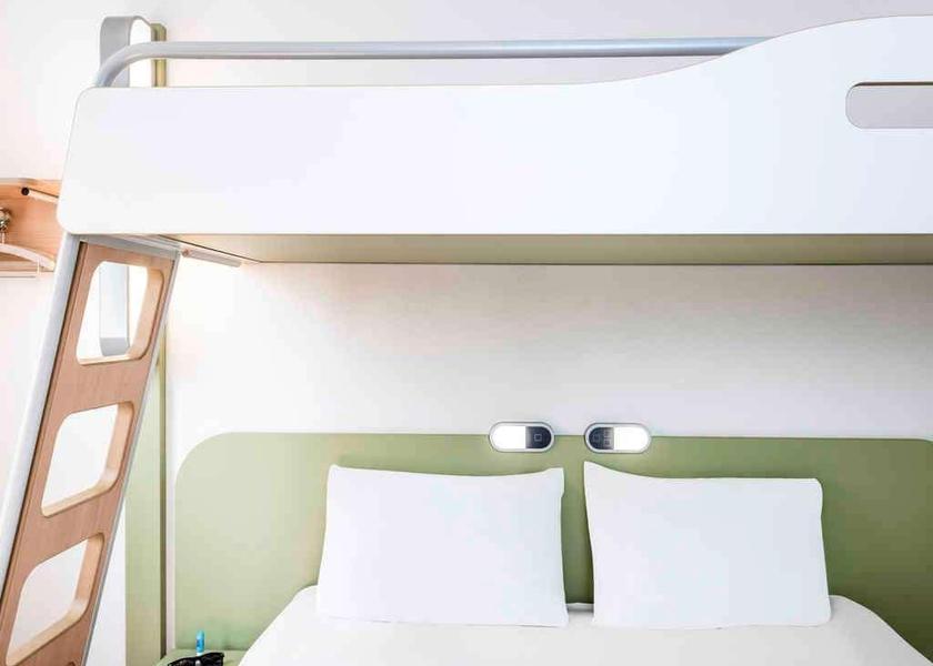 Flemish Region Machelen Guestroom