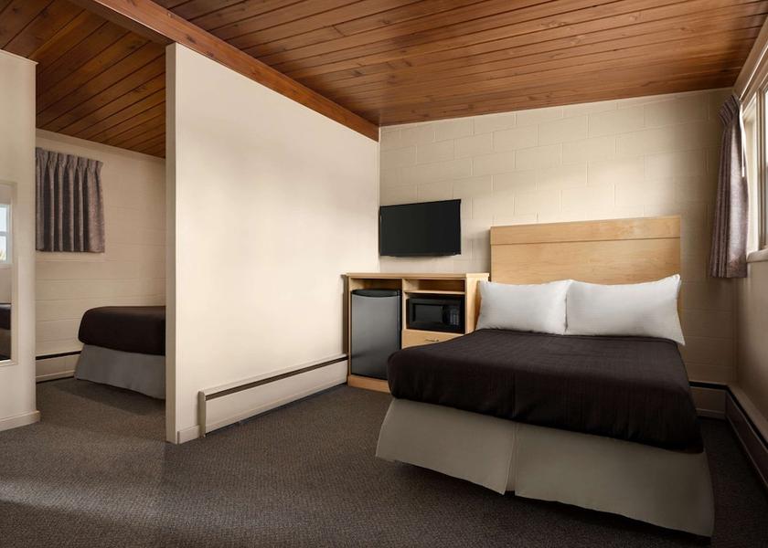 Saskatchewan Moose Jaw Room