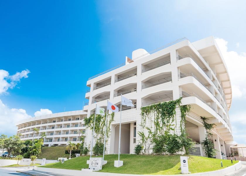 Okinawa Kitanakagusuku Exterior Detail