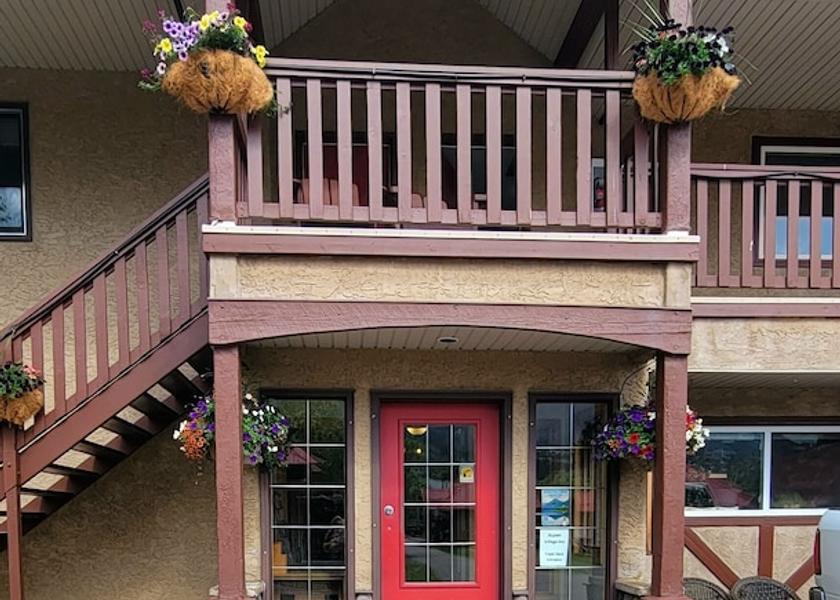 Alberta Waterton Park Front of property