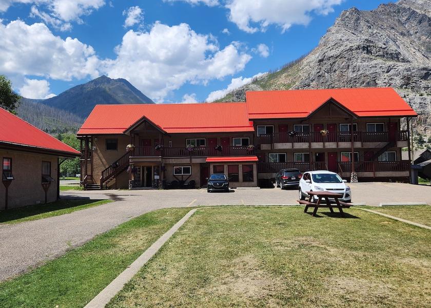 Alberta Waterton Park Exterior