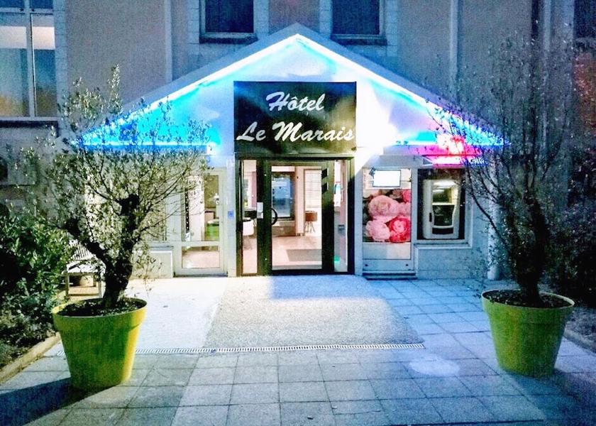Grand Est Romilly-sur-Seine Interior Entrance