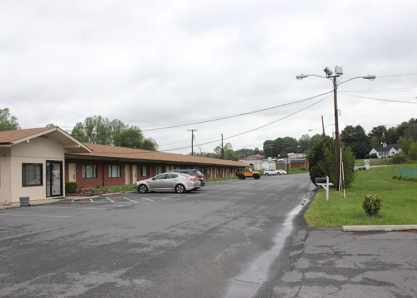 North Carolina Winston-Salem Exterior Detail