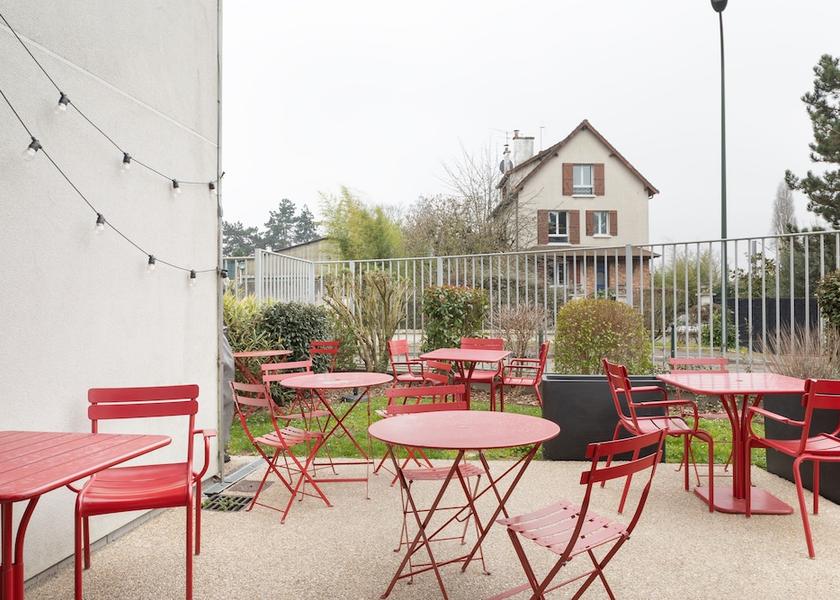 Ile-de-France Saint-Cyr-l'Ecole Terrace