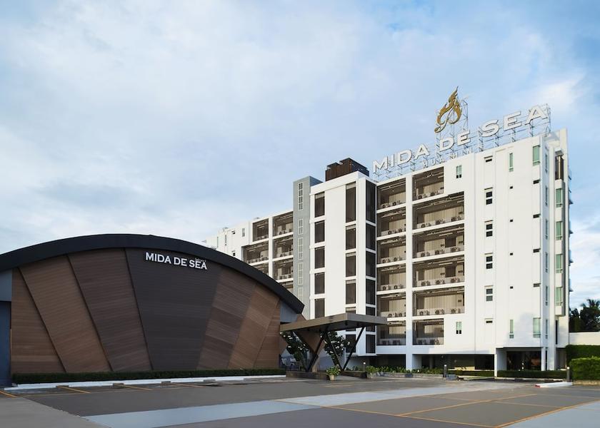 Phetchaburi Province Cha-am Front of property