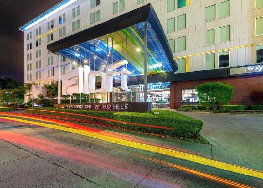 Alajuela Santa Ana Exterior Detail