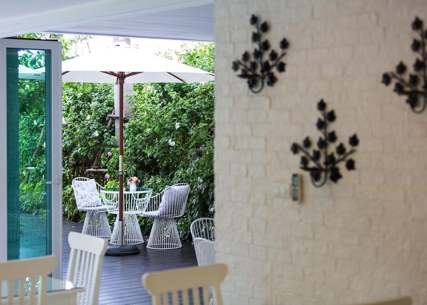 Prachuap Khiri Khan Tha Yang Dining Area